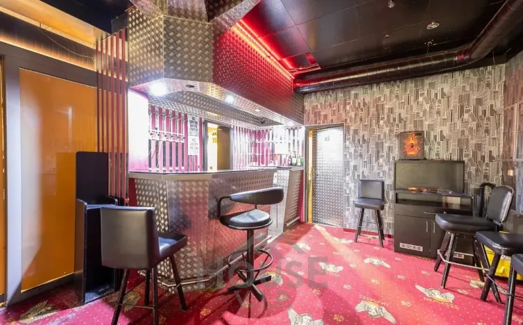 Prodej restaurace, Praha - Kobylisy, Chabařovická, 295 m2