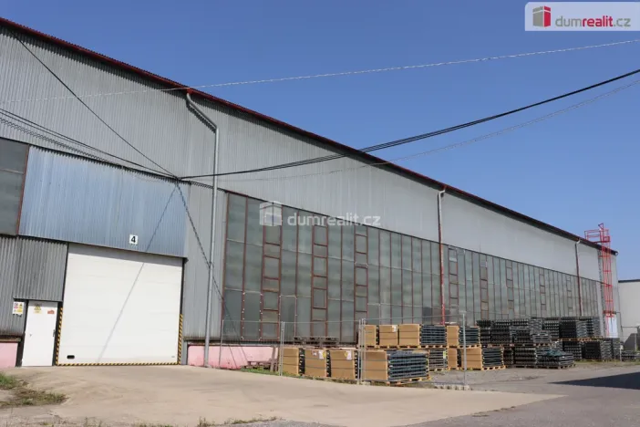 Pronájem skladu, Olomouc - Chválkovice, Libušina, 3276 m2