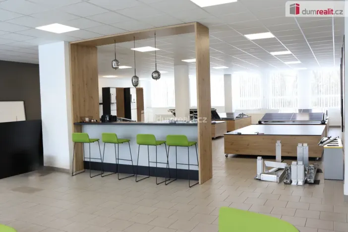 Pronájem skladu, Olomouc - Chválkovice, Libušina, 3276 m2