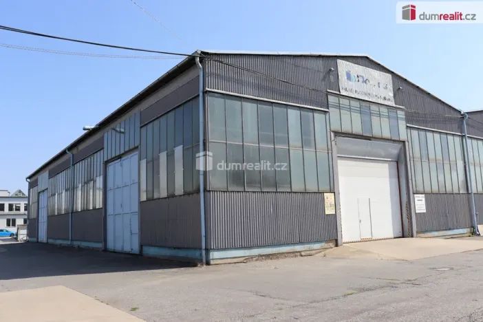 Pronájem skladu, Olomouc - Chválkovice, Libušina, 3276 m2
