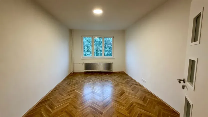 Pronájem bytu 2+1, Cheb, 17. listopadu, 54 m2