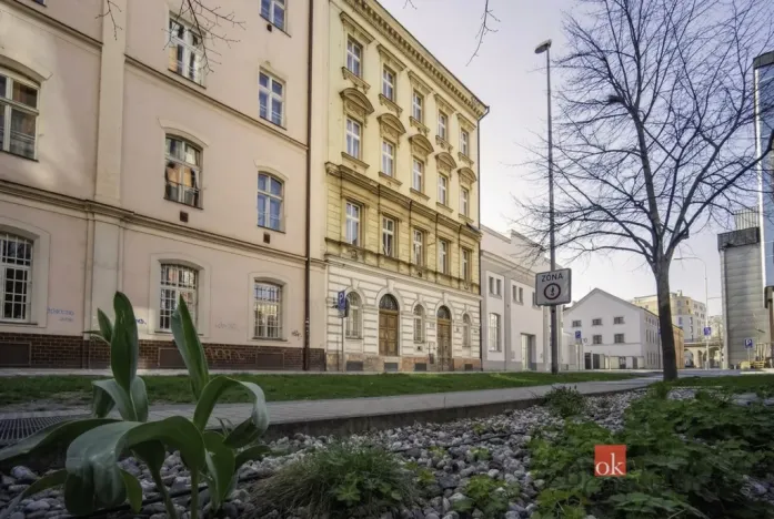 Prodej bytu 2+kk, Praha - Karlín, Pobřežní, 73 m2