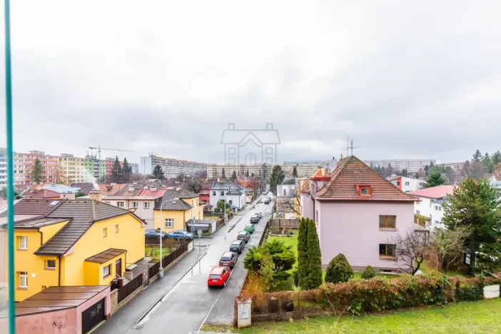 Prodej bytu 3+1, Praha - Prosek, Lovosická, 67 m2