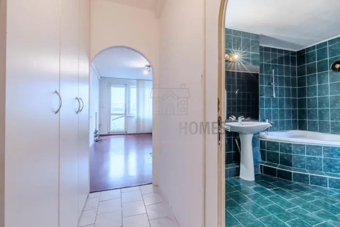 Prodej bytu 3+1, Praha - Prosek, Lovosická, 67 m2