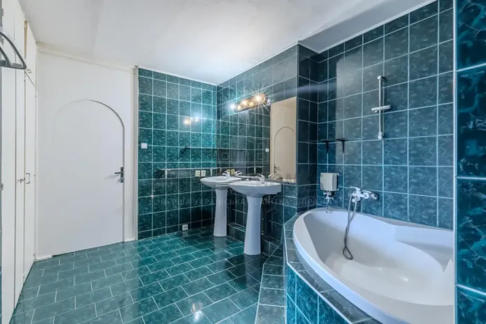 Prodej bytu 3+1, Praha - Prosek, Lovosická, 67 m2