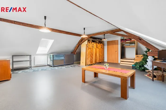 Prodej rodinného domu, Horšovský Týn - Semošice, 320 m2