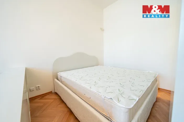 Pronájem bytu 1+kk, Praha - Josefov, Valentinská, 31 m2