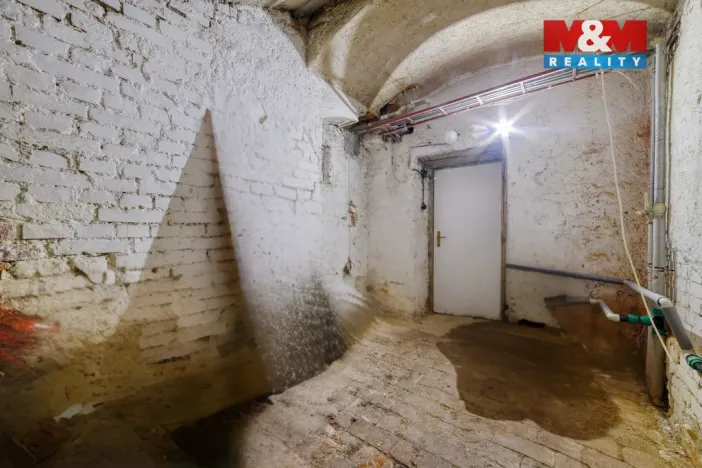 Prodej skladu, Mariánské Lázně, Úzká, 14 m2