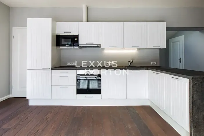 Pronájem rodinného domu, Praha - Střešovice, Nad hradním vodojemem, 217 m2