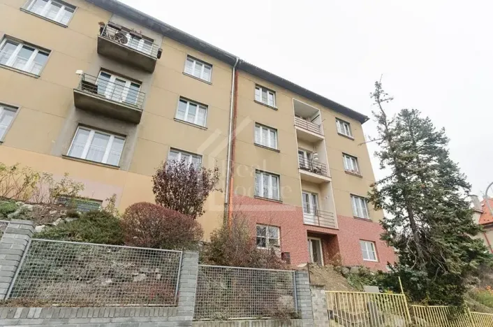 Pronájem bytu 2+1, Praha - Smíchov, Na pláni, 68 m2