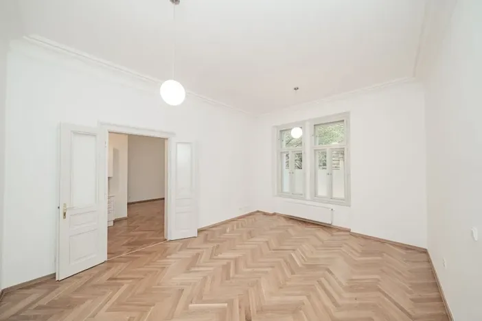 Pronájem kanceláře, Praha - Vinohrady, Balbínova, 59 m2