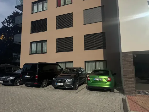 Pronájem komerční nemovitosti, Praha - Vokovice, K Červenému vrchu, 47 m2