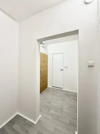 Pronájem bytu 1+1, Jablonec nad Nisou, Vysoká, 42 m2