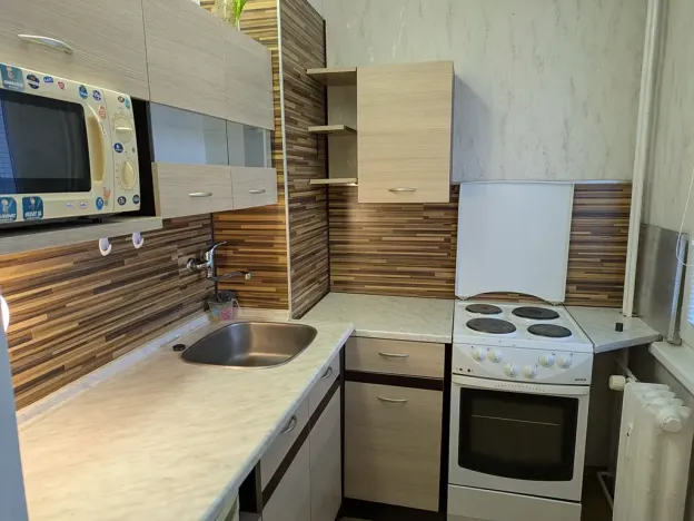 Pronájem bytu 1+1, Hradec Králové, Jungmannova, 39 m2