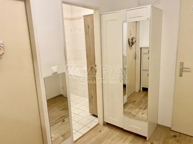 Pronájem bytu 2+kk, Praha - Letňany, Terezínská, 51 m2