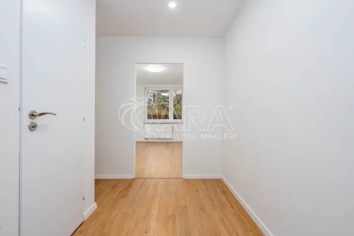 Prodej bytu 2+kk, Praha - Stodůlky, Drimlova, 43 m2