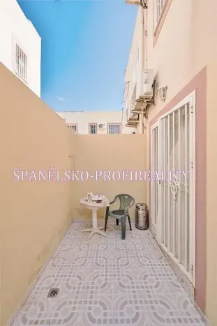 Prodej rodinného domu, Alicante, Španělsko, 63 m2