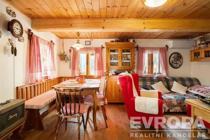 Prodej chalupy, Maršov u Úpice, 200 m2