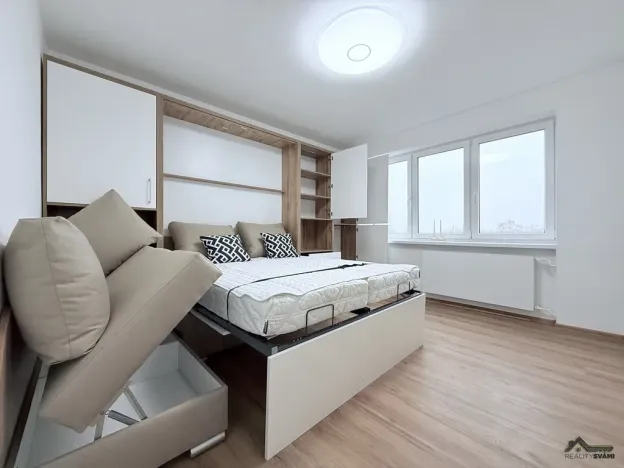 Prodej bytu 1+1, Karviná, Slovenská, 28 m2