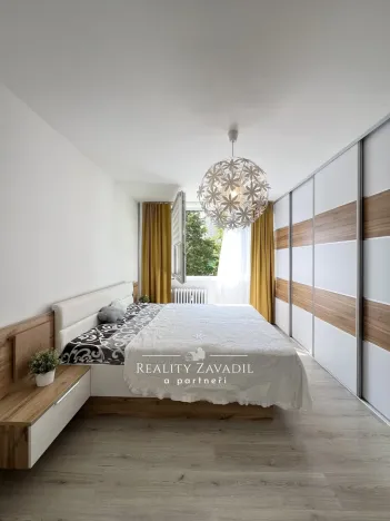 Pronájem bytu 2+kk, Pardubice, Kunětická, 41 m2