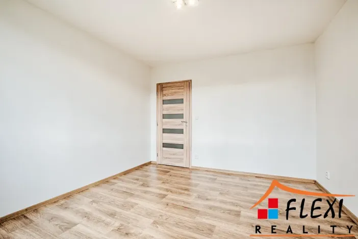 Pronájem bytu 2+1, Ostrava, Holasova, 55 m2