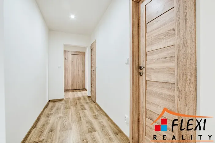 Pronájem bytu 2+1, Ostrava, Holasova, 55 m2