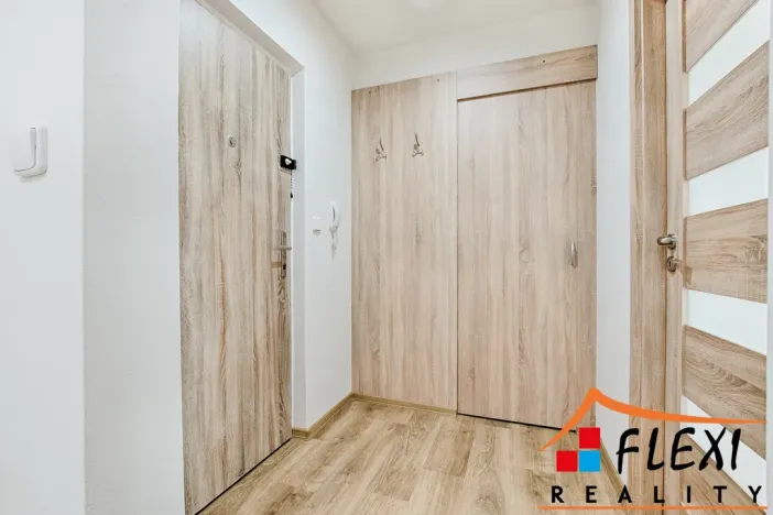 Pronájem bytu 2+1, Ostrava, Holasova, 55 m2