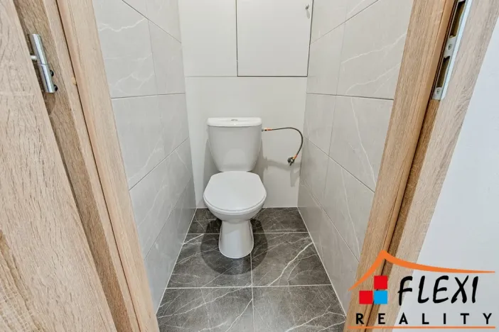 Pronájem bytu 2+1, Ostrava, Holasova, 55 m2