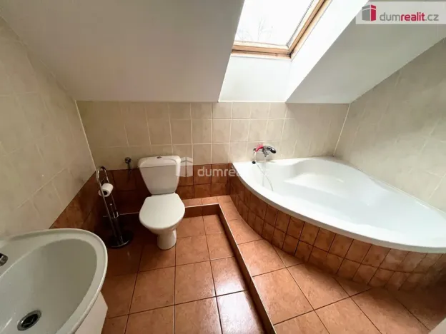 Pronájem rodinného domu, Uherské Hradiště, Jižní, 145 m2