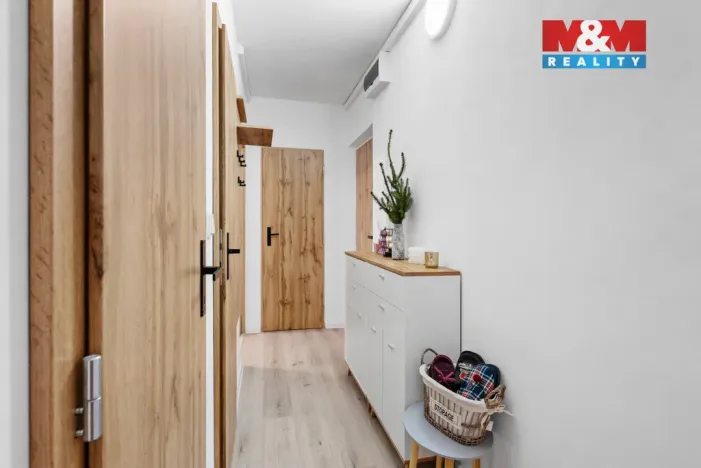 Prodej bytu 2+1, Semily - Podmoklice, Jižní, 55 m2