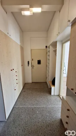 Pronájem bytu 2+kk, Praha, 5. května, 48 m2