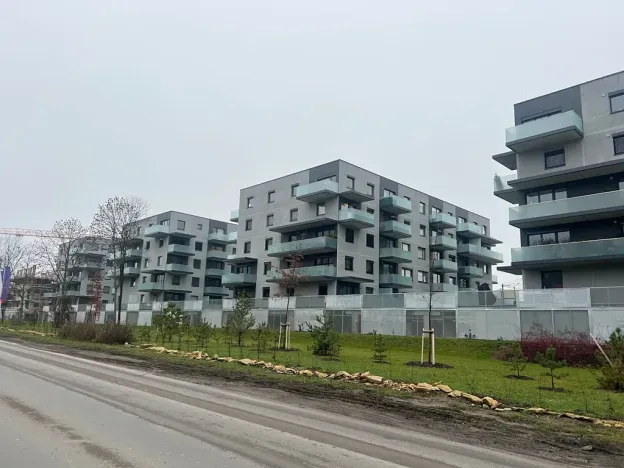 Pronájem bytu 2+kk, Praha - Prosek, Čakovická, 43 m2