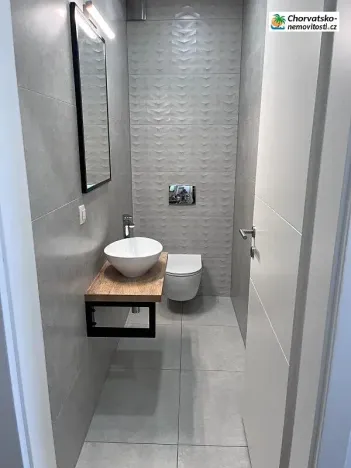 Prodej bytu 3+kk, Novalja, Chorvatsko, 76 m2