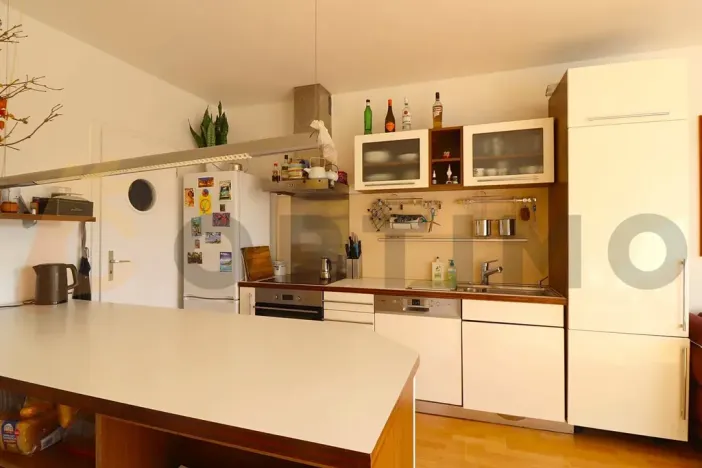 Prodej bytu 4+kk, Roztoky, Tyršovo nám., 88 m2