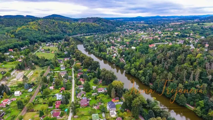 Prodej pozemku pro bydlení, Lštění, Míru, 1933 m2