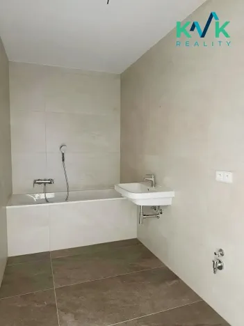 Pronájem bytu 3+kk, Karlovy Vary, Šumavská, 78 m2