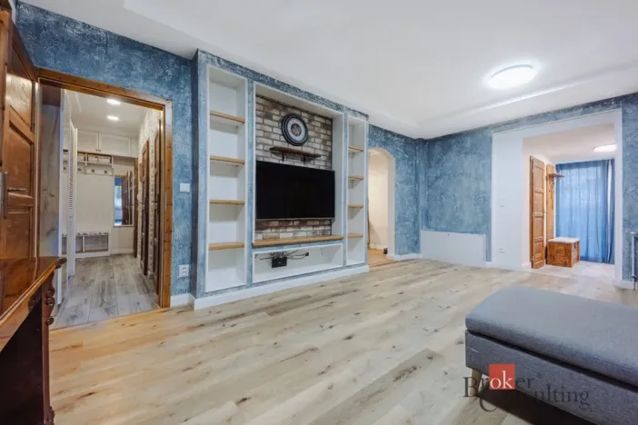 Prodej bytu 4+1, Nupaky, U Valu, 83 m2