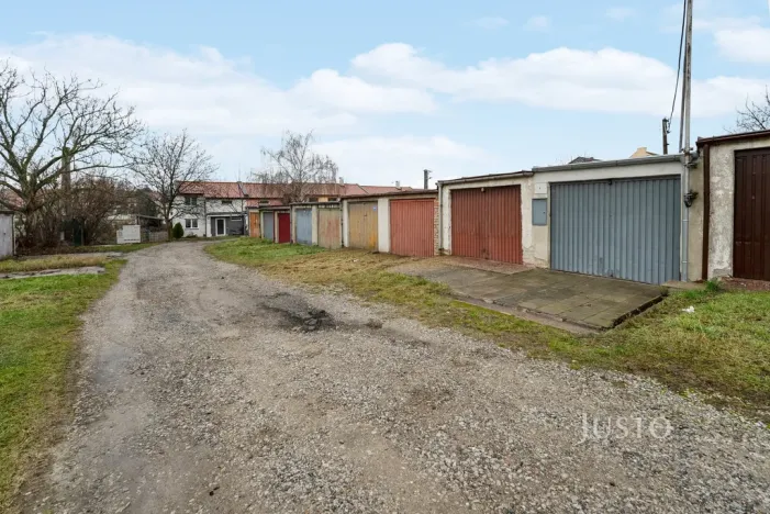 Prodej garáže, Šlapanice, Dlouhá, 16 m2