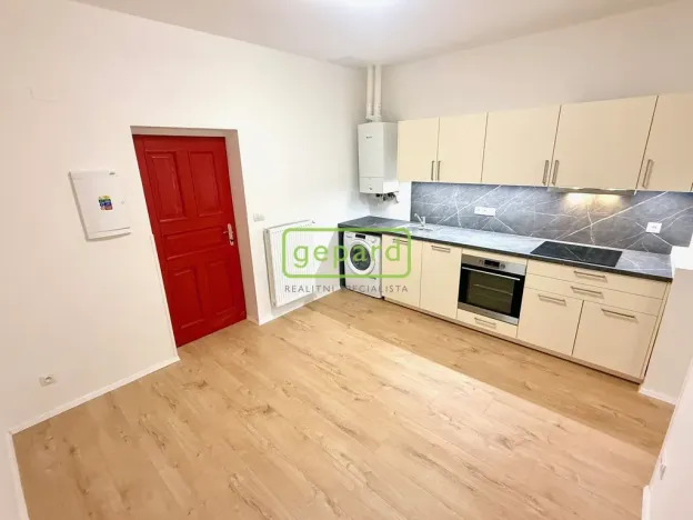 Pronájem bytu 2+kk, Praha - Žižkov, Vlkova, 35 m2