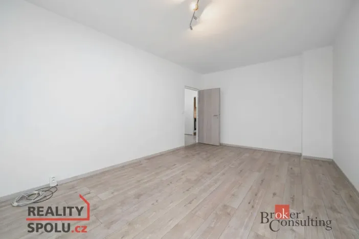 Pronájem bytu 2+1, Rychnov u Jablonce nad Nisou, nám. Míru, 64 m2