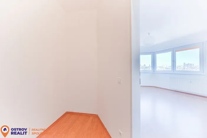 Prodej bytu 2+kk, Praha, Kloboučnická, 56 m2