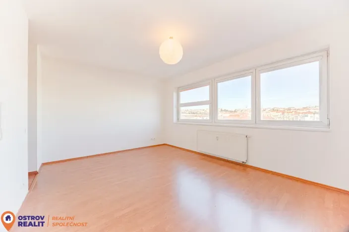 Prodej bytu 2+kk, Praha, Kloboučnická, 56 m2