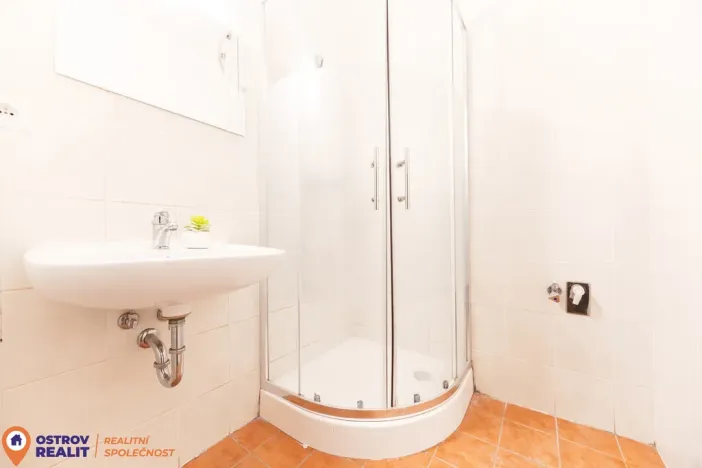 Prodej bytu 2+kk, Praha, Kloboučnická, 56 m2