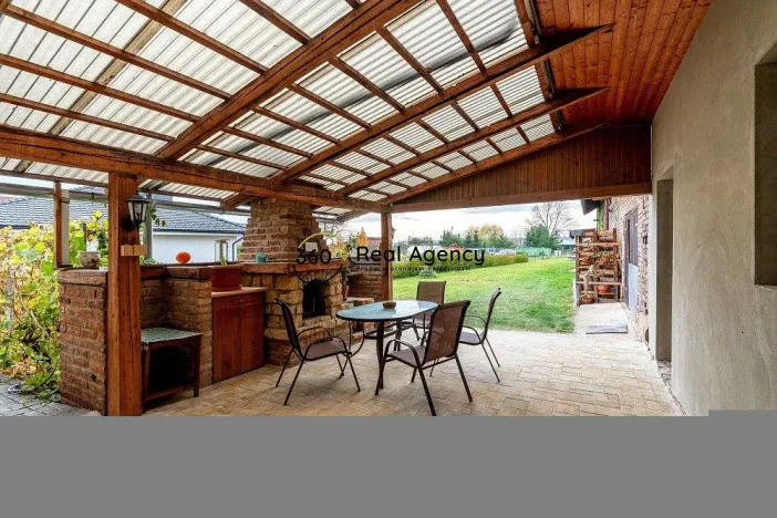 Prodej rodinného domu, Lužec nad Cidlinou, 299 m2