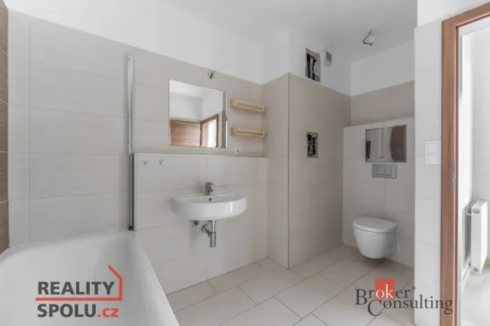 Pronájem bytu 2+kk, Praha - Libeň, Nad Rokoskou, 47 m2