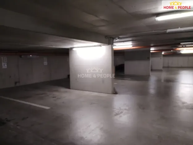 Pronájem garáže, Praha - Běchovice, Mladých Běchovic, 14 m2