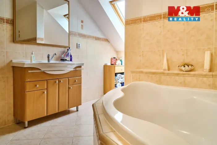 Prodej ubytování, Nová Ves nad Nisou, 705 m2