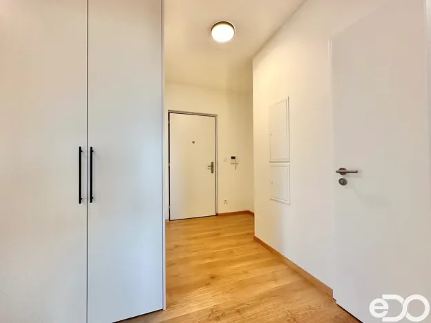 Pronájem bytu 2+kk, Praha, Zlochova, 51 m2