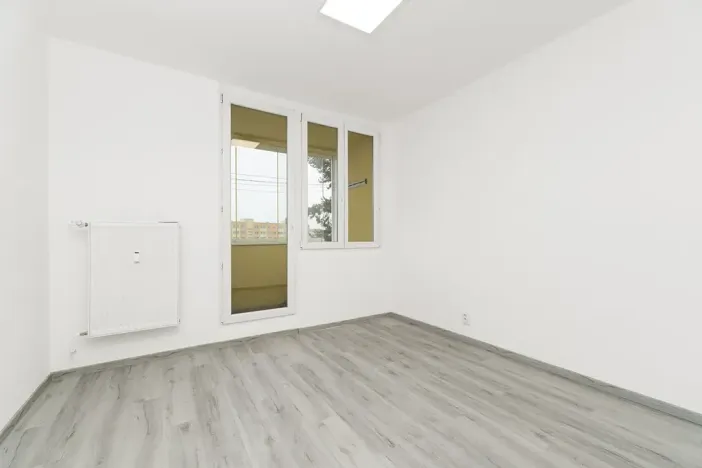 Prodej bytu 3+1, Ostrava, náměstí Antonie Bejdové, 73 m2