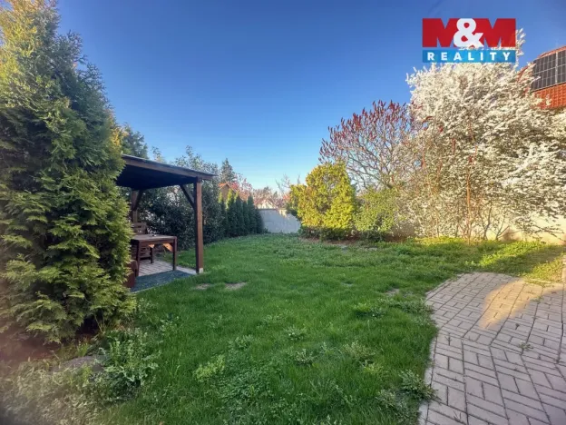 Pronájem rodinného domu, Dobrovice, Komenského, 20 m2